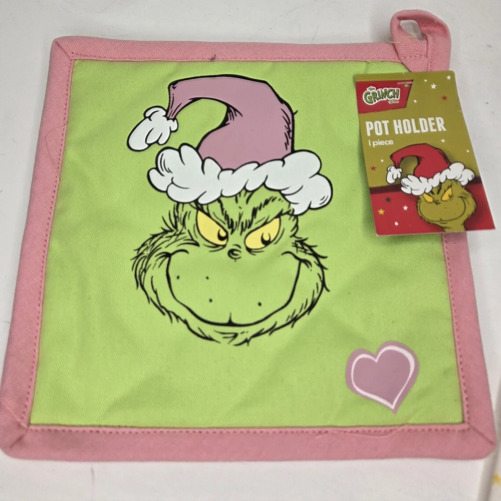 Dr. Seuss Grinch Pot Holder and Tea Towel Set Christmas Green and Pink